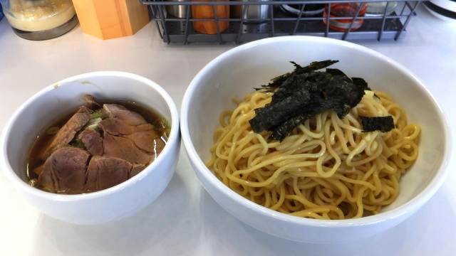 チャーざるつけ麺｜らぁめん元住家