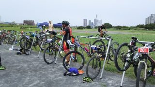 XTERRA川崎：スイムが終わり、MTBに