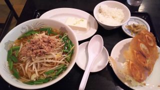 台湾ラーメンのセット｜歓迎 西口店（蒲田）