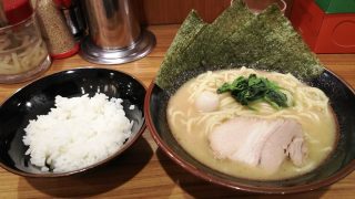 ラーメン（並）＋ライス｜稲田家