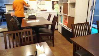 店舗内観｜Krissh（クリッシュ）