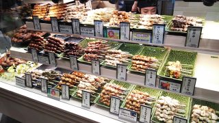 ショーケース・その１｜鶏撰 アトレ川崎店