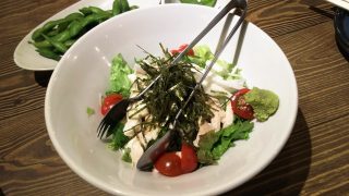 蒸し鶏と豆富の一途サラダ｜とりいちず 鶴見東口店