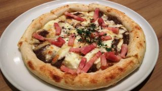 ベーコンときのこデュクセルのピッツァ｜ラパウザ アトレ川崎店