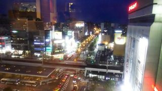 窓からの景色（日没後）｜ナトゥーラ 川崎日航ホテル