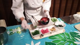 ポキ丼（,目の前でつくってくれます）｜ナトゥーラ 川崎日航ホテル