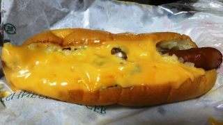 チーズドッグ｜フレッシュネスバーガー 新川崎スクエア店