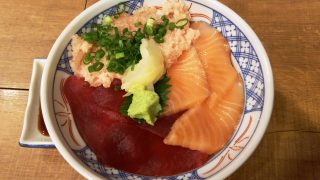 まぐろサーモンねぎとろ丼｜磯丸水産 川崎駅前店