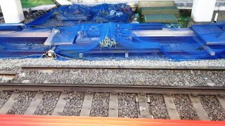 ホーム拡幅工事の部材？｜JR川崎駅