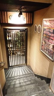 店舗入口｜北前そば高田屋 川崎駅前店
