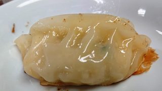 餃子：反対側｜みそ一発 多摩川店