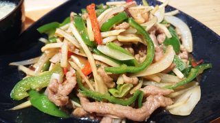 牛肉とピーマン炒め（アップ）｜阿里城 川崎ルフロン店