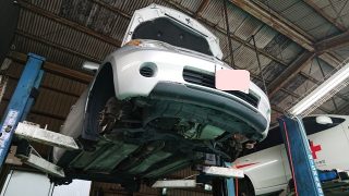 愛車を下から｜ホリデー車検横浜