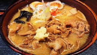 炙り豚盛り味噌ラーメン（アップ）｜札幌 みその ラゾーナ川崎プラザ店