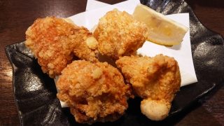 大山どりの唐揚げ｜やきとり家 すみれ 池上店