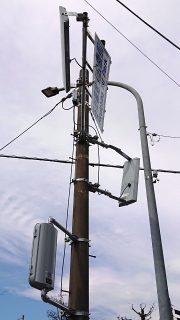薄型信号機（裏側）｜古市場第1公園間の交差点