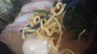 麺リフトアップ｜横浜家系らーめん 雷家