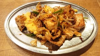 もやしと豚バラのチャンプルー｜アカマル屋 川崎東口店