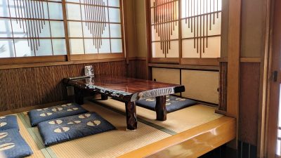 小上がりの席｜満寿鮨（幸区古市場）