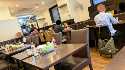 店舗内観｜しまや