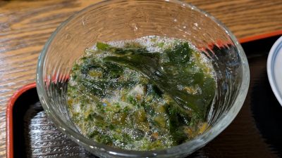 吊上げ海の香りの健康つけとろ蕎麦の具材｜岩駒庵