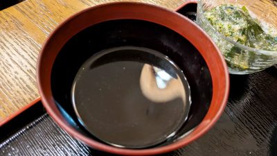 吊上げ海の香りの健康つけとろ蕎麦のつけ汁｜岩駒庵