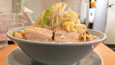 エビースター大麺（横から）｜らぁめん大山 川崎店