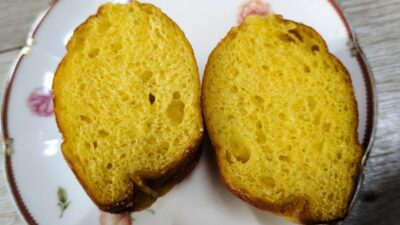 ユニドーナツ（断面）｜UNI COFFEE ROASTERY 川崎市役所店