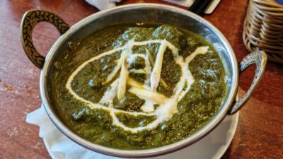 ほうれん草マトンカレー｜アジアンダイニング バルサ