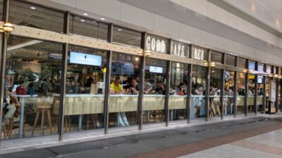 中央コンコースから｜COFFEE MILK