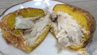 住吉の久寿ドーナツ（断面）｜UNI COFFEE ROASTERY 川崎市役所店