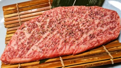 特選上ロース（アップ）｜和牛 肉小僧