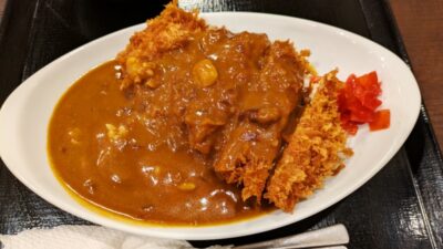 カツカレー（アップ）｜とんかつ しげます