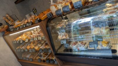 店舗内観｜カメハチベーカリー