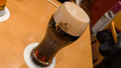 ヱビス プレミアムブラック グラス|ヱビスバー 川崎アゼリア店