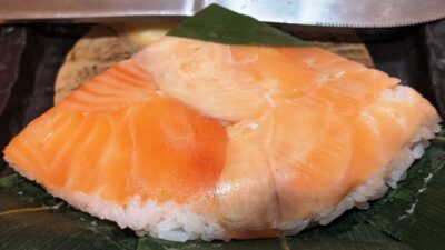 ます寿司クォーター（開けてみた）｜トロ匠 川崎店