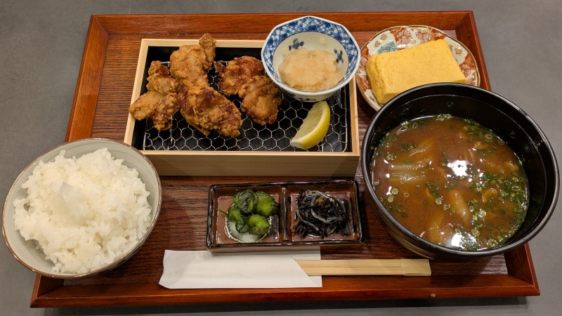 みぞれ唐揚げ定食｜食堂 薪