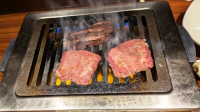 焼いているところ｜肉小僧 匠