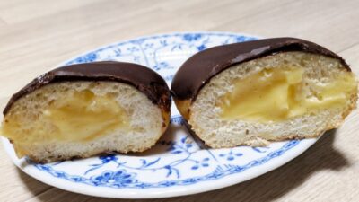 チョコ カスタード ハート（断面）｜クリスピー・クリーム・ドーナツ 武蔵小杉