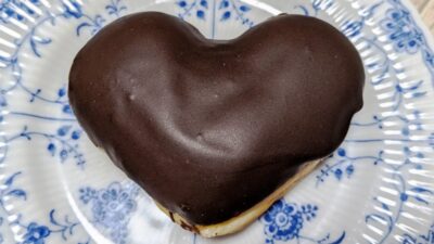 チョコ カスタード ハート｜クリスピー・クリーム・ドーナツ 武蔵小杉