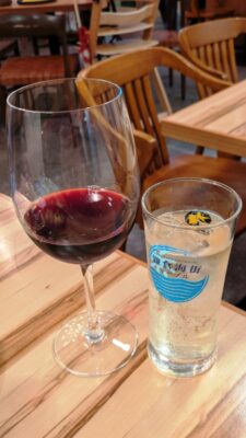 ワインとハイボール|海街酒場