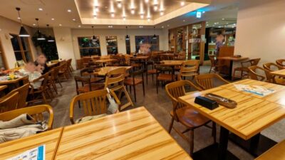 テーブル席|海街酒場