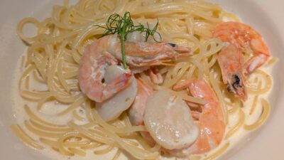 海老と帆立のアマルフィ風レモンクリーム（アップ）｜TAVOLA アトレ川崎店