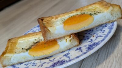 お月見トースト（断面）｜麦乃ありか