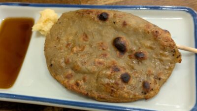 黒はんぺん串焼き｜かぶら屋 蒲田店