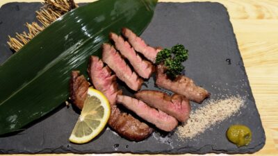 牛タン元の極上炭火炙り焼き｜うまかっちゃん 川崎店