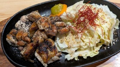 宮崎地鶏ももの炭火焼き｜うまかっちゃん 川崎店