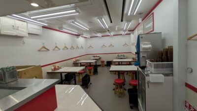 テーブル席|なぎちゃんラーメン 川崎大宮町店