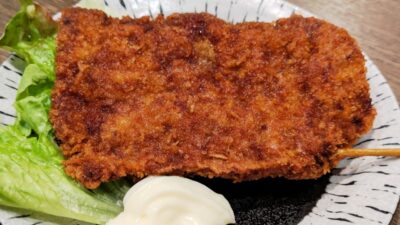名物！レバカツ｜もつ焼きばん 新川崎鹿島田店