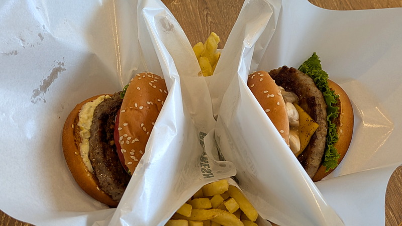 バーガー&ポテト|フレッシュネスバーガー 新川崎スクエア店